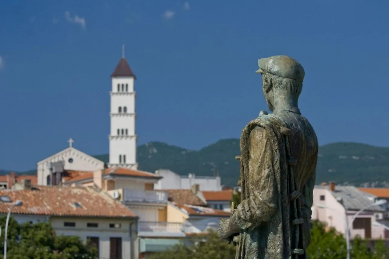 Apartment In Crikvenica With Sea View, Terrace, Air Conditioning, Wifi 4628-56